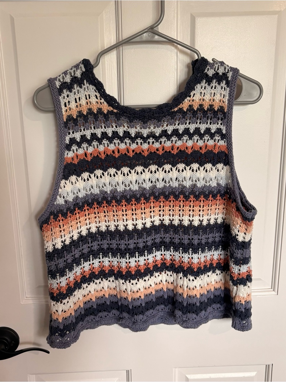 Universal Thread Knitted Croched Cropped Sleveless Tank Top Light Summery XL